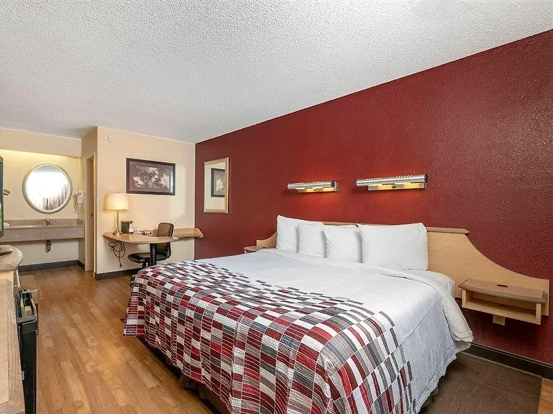 Red Roof Inn Louisville Expo Airport
