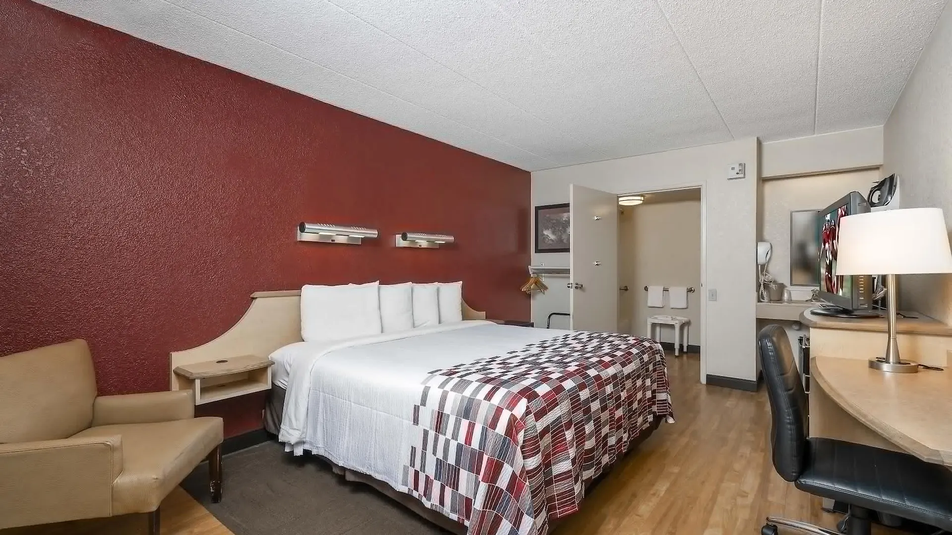 Red Roof Inn Louisville Expo Airport Motel